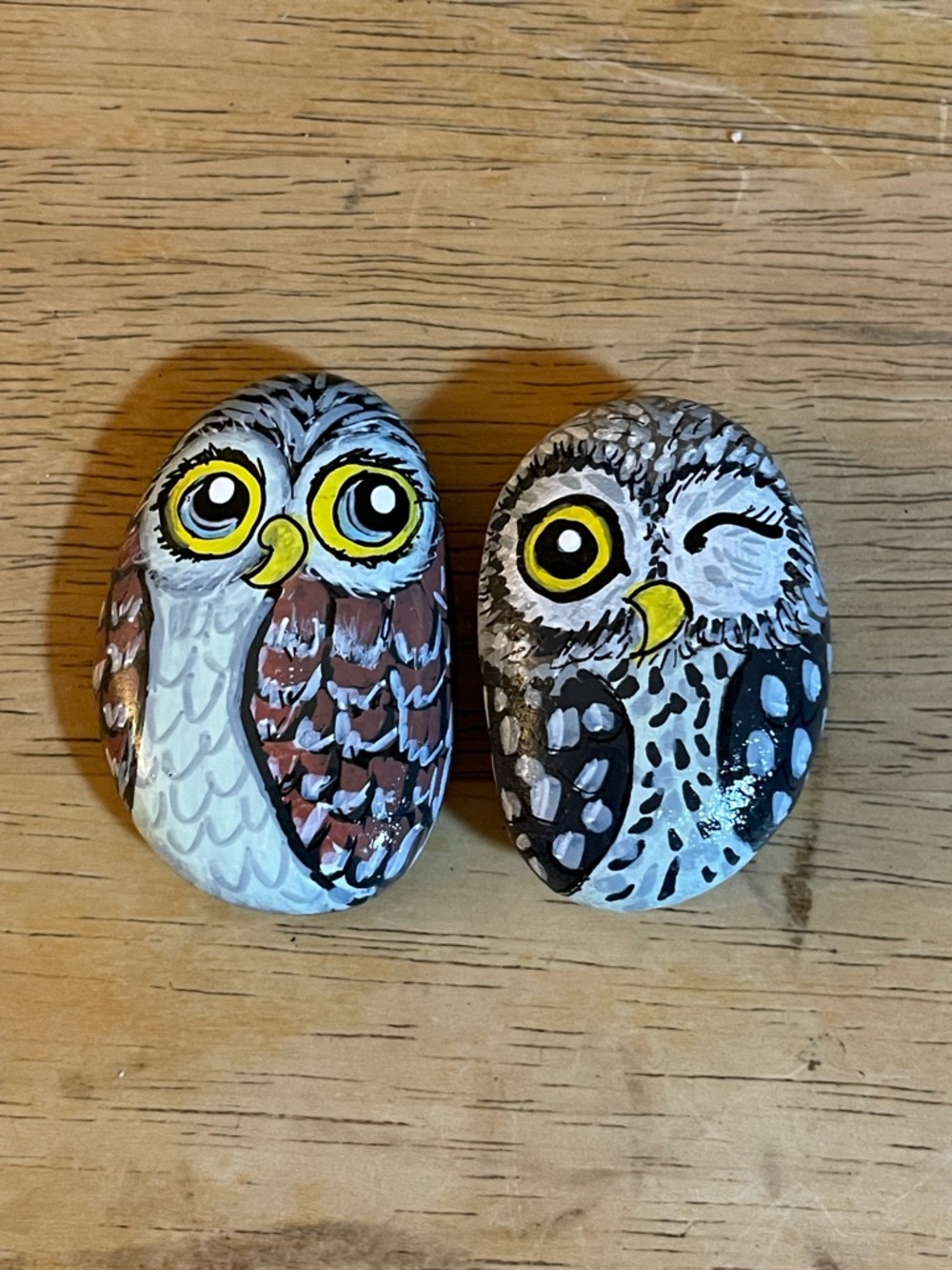 Hand crafted painted OWL rocks yellow black gray white set of 2 stones 2x1.5 in - Picture 6 of 9